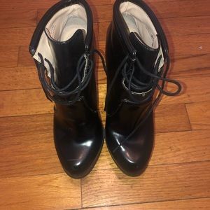 (Forever 21) Patent Leather Booties